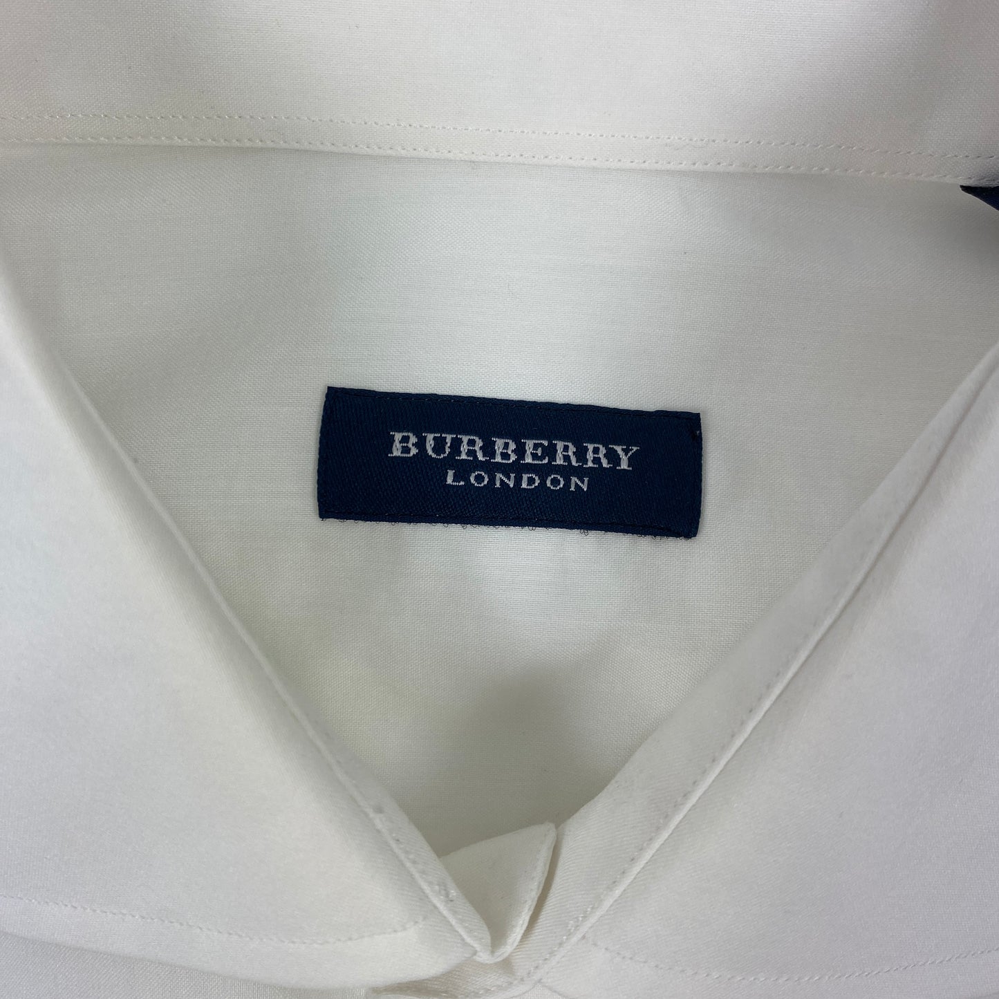 Camisa Burberry (M)