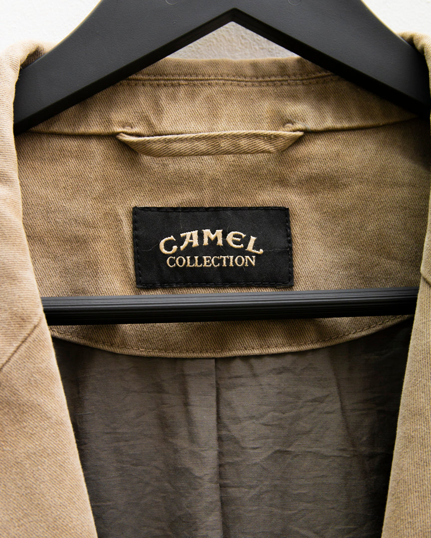 Americana Camel Edition ()